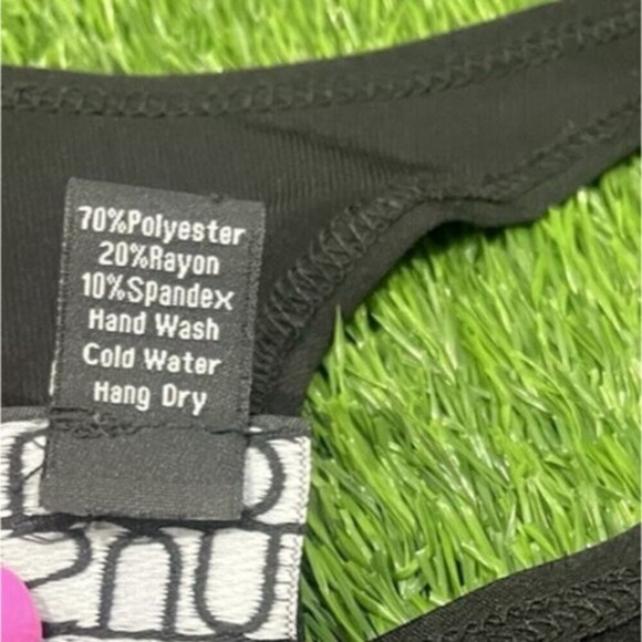 Clara Sun Woo Women’s 3/4 Sleeve Black Top Size Small Cut Out Asymmetrical hem - Picture 4 of 8